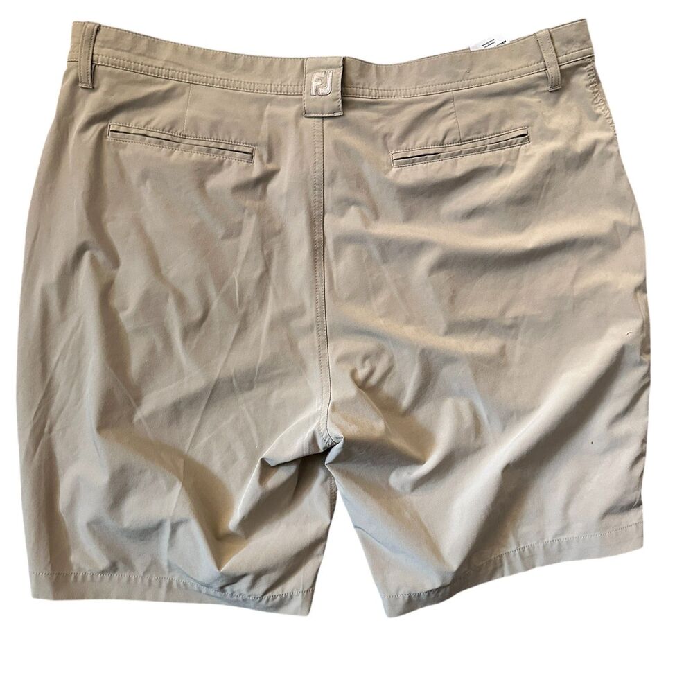 Footjoy Mens Beige Polyester Stretchy Bermuda Golf Shorts‎ Pockets Size 40 - Picture 2 of 6